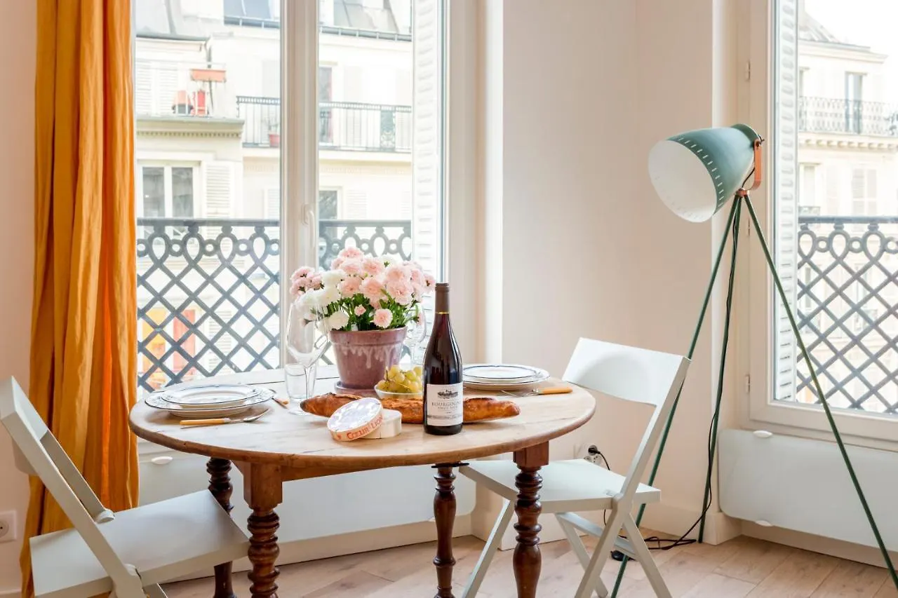 Apt Suite Gare De L'Est Paris 10Eme France